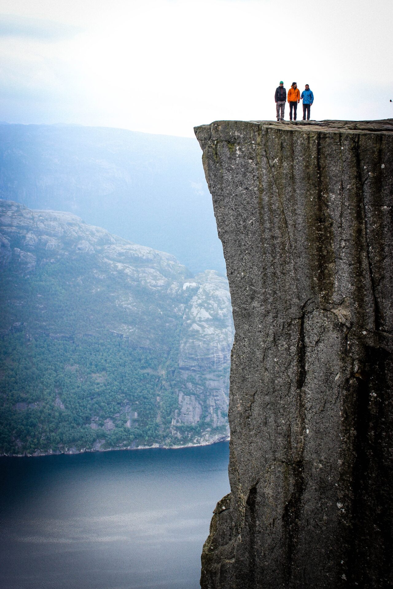rocher preikestolen en norvege