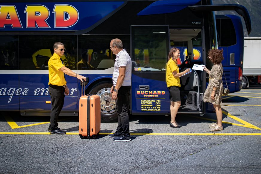 Arrivée des clients au car
