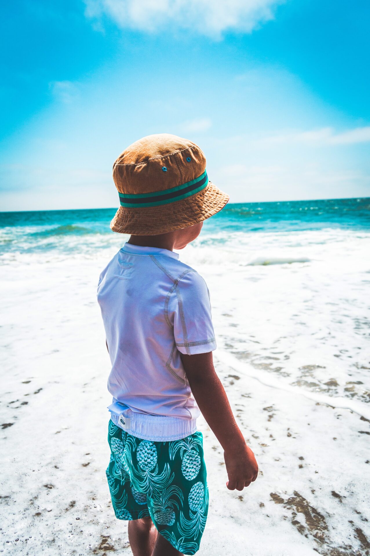 enfant a la plage 