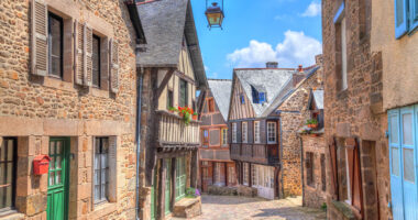 AS_105183161 - Dinan