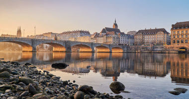 AS_131934049 - Früher Morgen in Basel