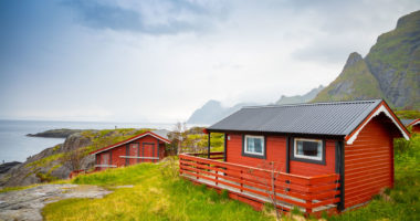 S_212954824 -Red camping houses