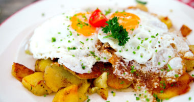 AS_68632962 - Bratkartoffeln mit Spiegelei