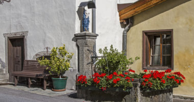 Impressionen und Details aus dem alten Zentrum des beliebten Urlaubsortes Oetz