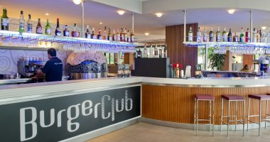 Aqua-Hotel Aquamarina & SPA - bar burger